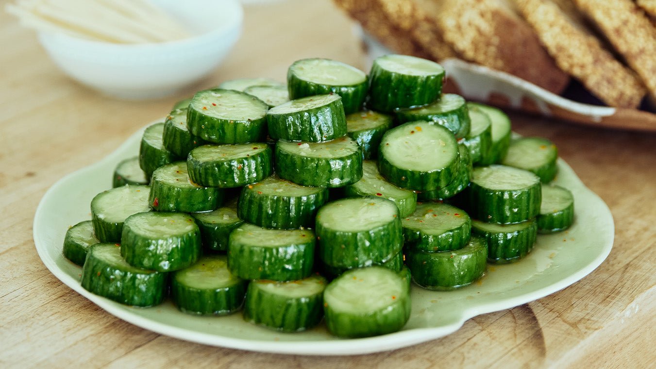 Chili Garlic Cucumbers - Lettuce Grow