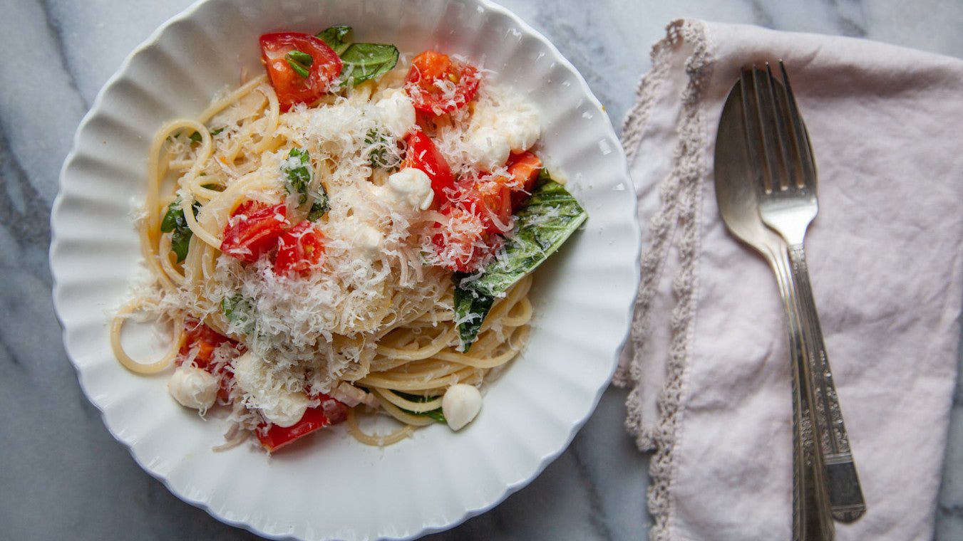 Spaghetti With Salsa Cruda - Lettuce Grow