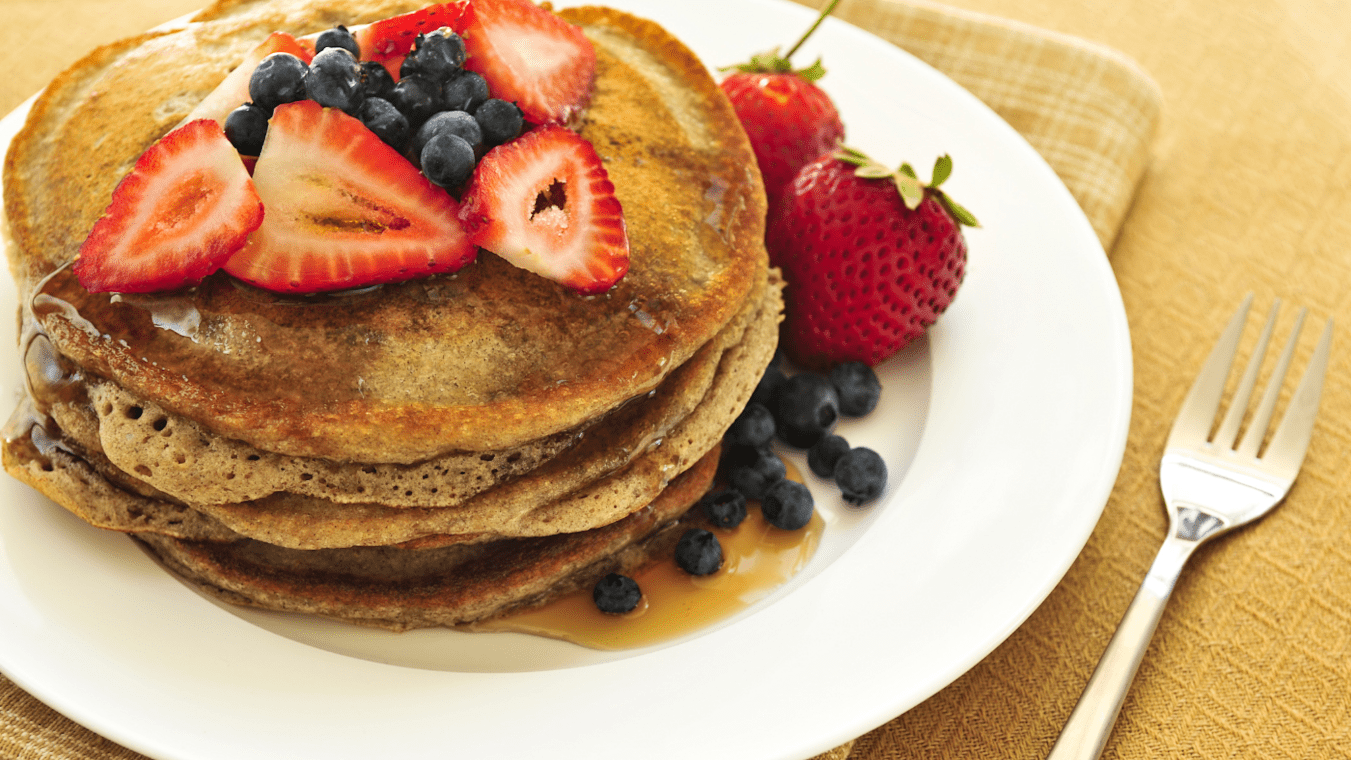 Strawberry Whole Wheat Pancakes - Lettuce Grow