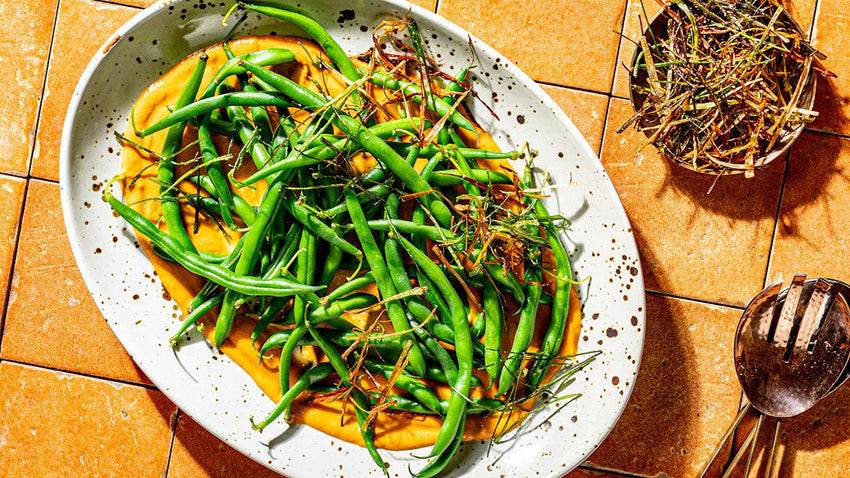 Green Beans with Kimchi Vinaigrette & Frizzled Green Onions - Lettuce Grow